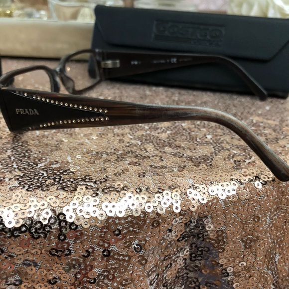 Prada Frames - Picture 5 of 7